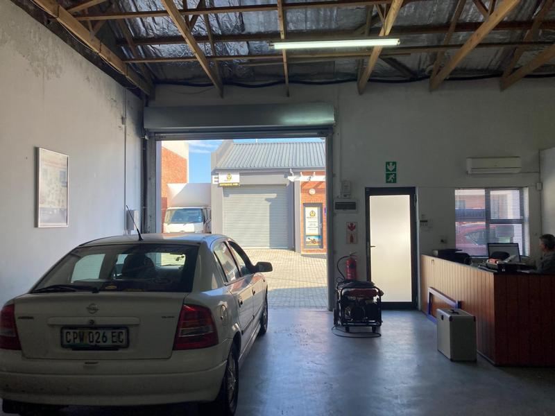 To Let Commercial Property for Rent in Fairview Eastern Cape